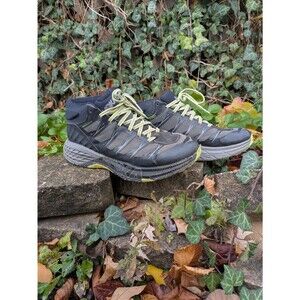 Hoka Women’s Speedgoat Mid WP Waterproof Trail Hiking Shoes Boots 8 fair